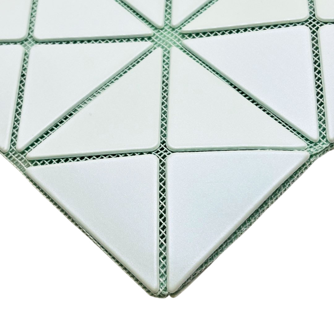 ISSEY MIYAKE BAOBAO イッセイミヤケ バオバオ ルーセント トートバッグ 6×6 ミントグリーン BB31AG623