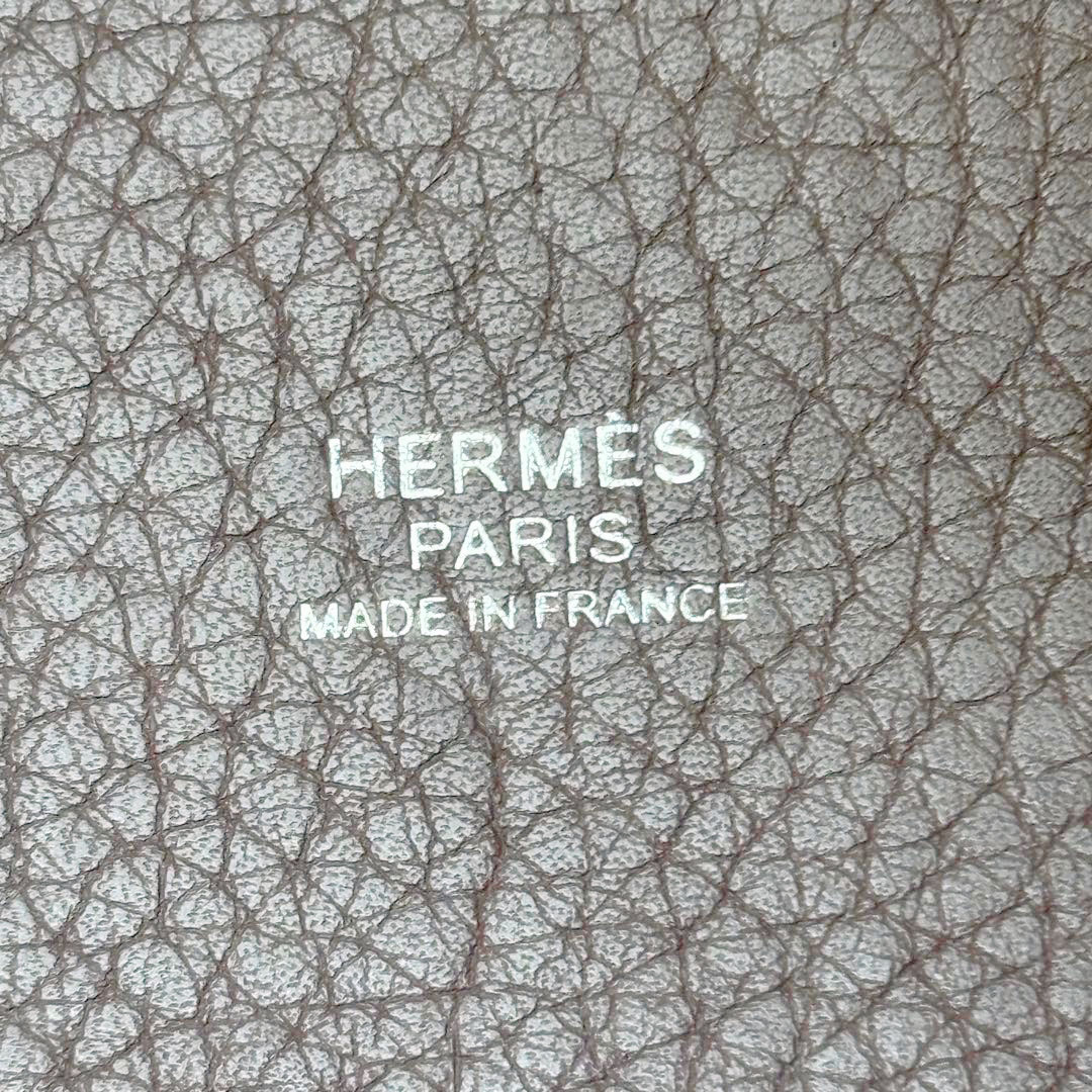 HERMES エルメス ハンドバッグ ピコタンロック18 PM トリヨンクレマンス エトゥープ/シルバー金具 X刻印
