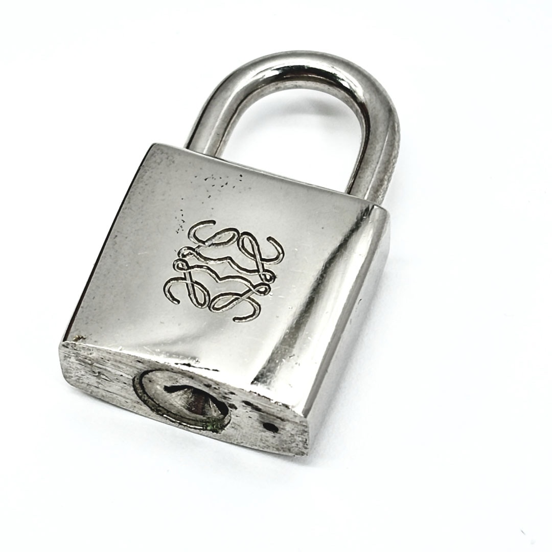 LOEWE ロエベ アマソナ28 ハンドバッグ レザー ブラック/シルバー金具