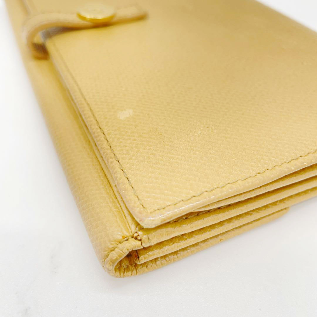 CHANEL シャネル 二つ折り長財布 キャビアスキン ベージュ 10番台