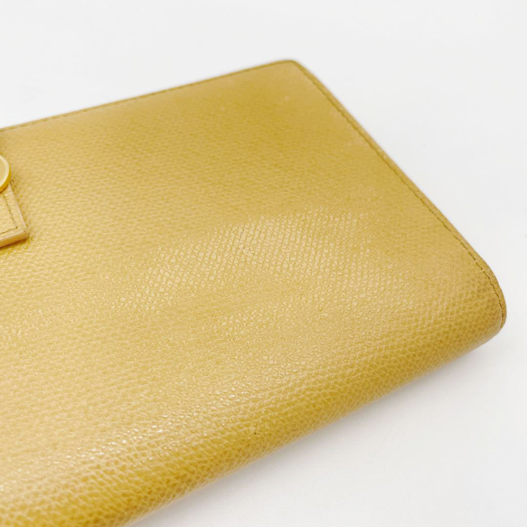 CHANEL シャネル 二つ折り長財布 キャビアスキン ベージュ 10番台