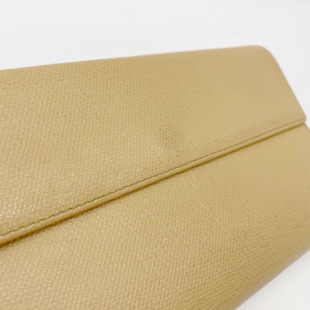 CHANEL シャネル 二つ折り長財布 キャビアスキン ベージュ 10番台