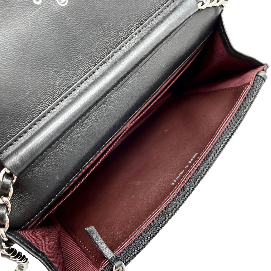 CHANEL シャネル チェーンウォレット 財布 ラムスキン ブラック シルバー金具 19番台（2014年頃製造）