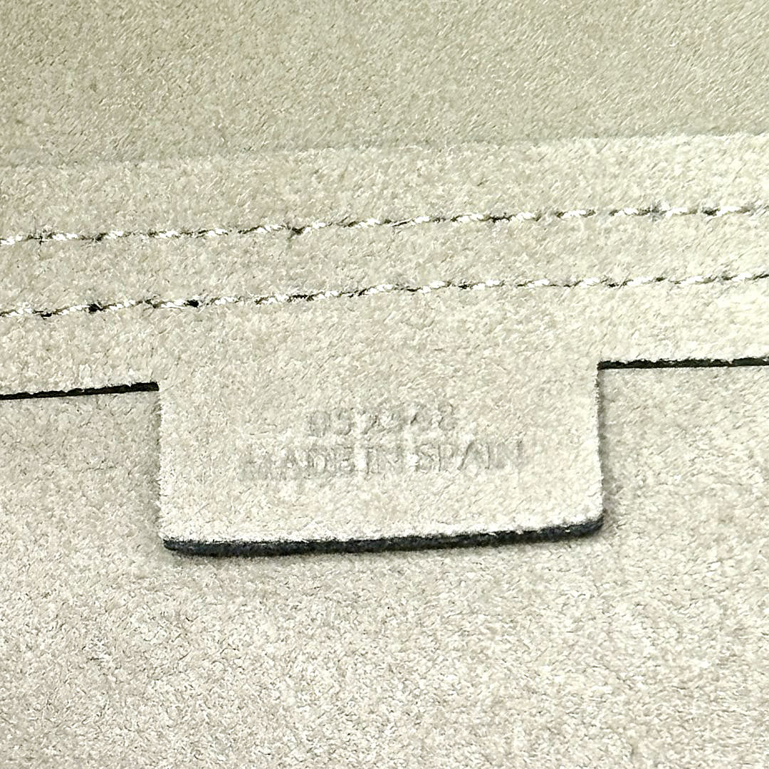 LOEWE ロエベ パズルフォルド トートバッグ ミディアム シャイニーカーフ ブラック A657G50X01