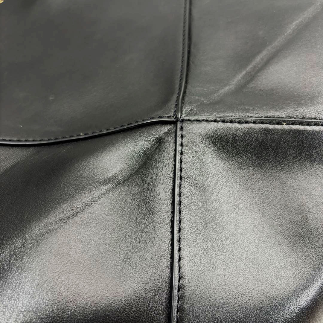 LOEWE ロエベ パズルフォルド トートバッグ ミディアム シャイニーカーフ ブラック A657G50X01