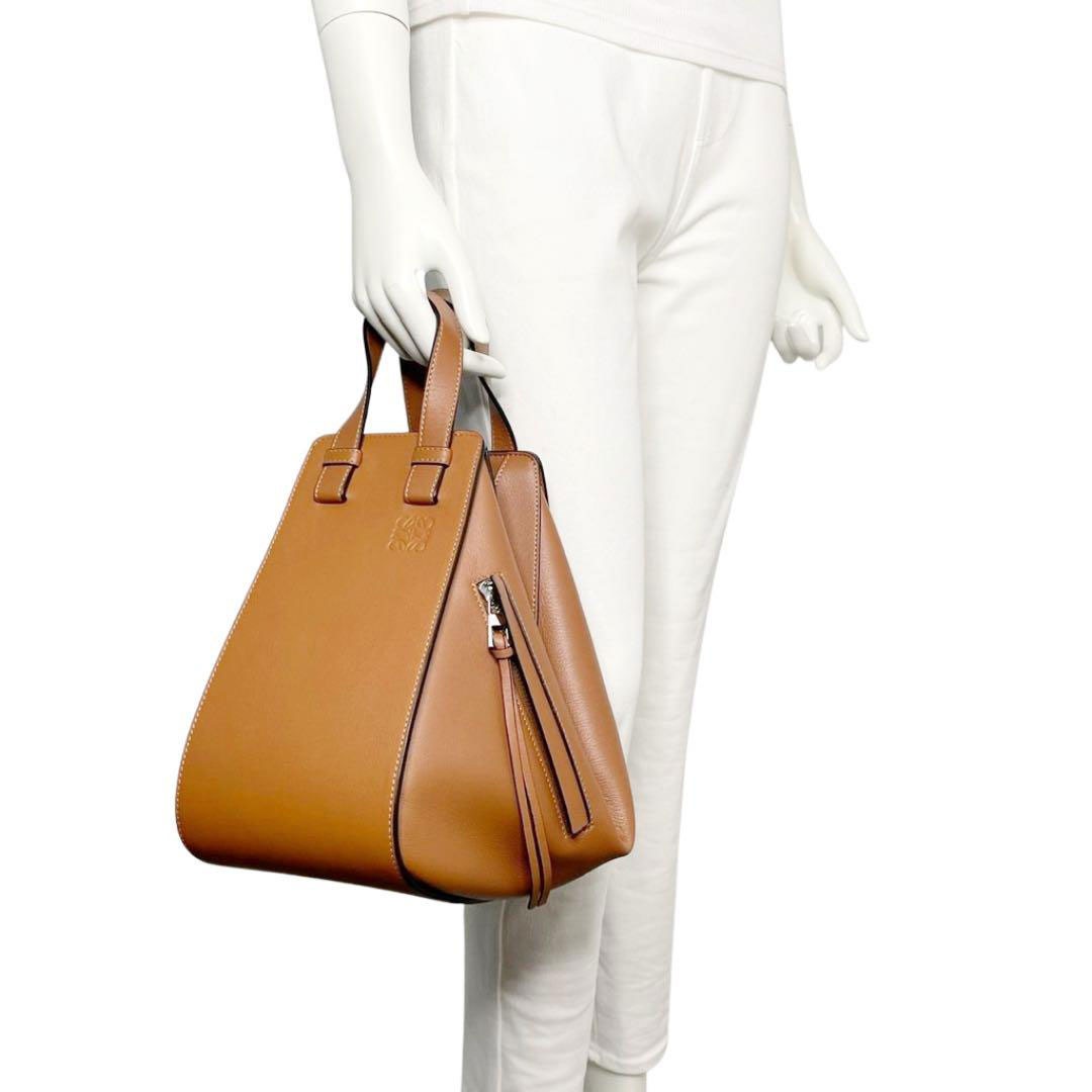 LOEWE ロエベ ハンドバッグ ハンモック スモール レザー タン 387.30.S35 ※ストなし