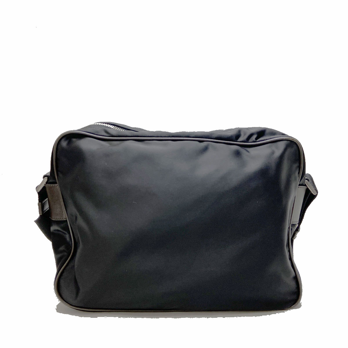PRADA プラダ ワンショルダー 斜め掛け可能 ナイロン レザー 黒色 PRADA プラダ ロゴ ナイロン 斜め掛けショルダーバッグ ブラック