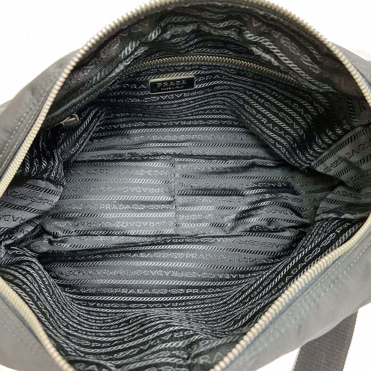 PRADA プラダ ロゴ ナイロン 斜め掛けショルダーバッグ ブラック/ブラウン VA0772