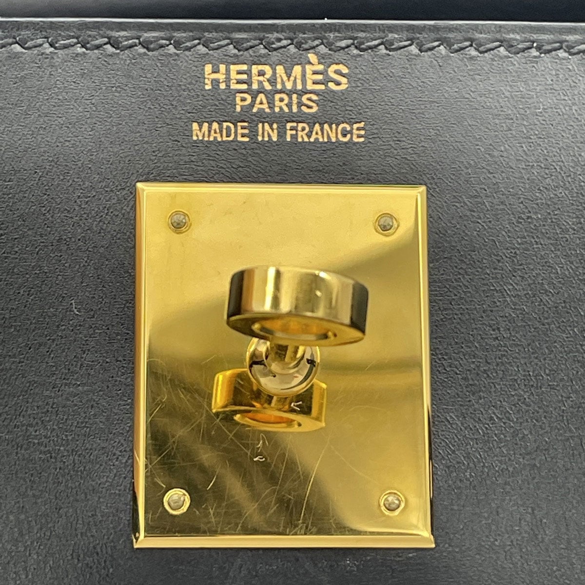 HERMES エルメス ハンドバッグ ケリー32 内縫い ボックスカーフ ブラック ゴールド金具 □E刻印