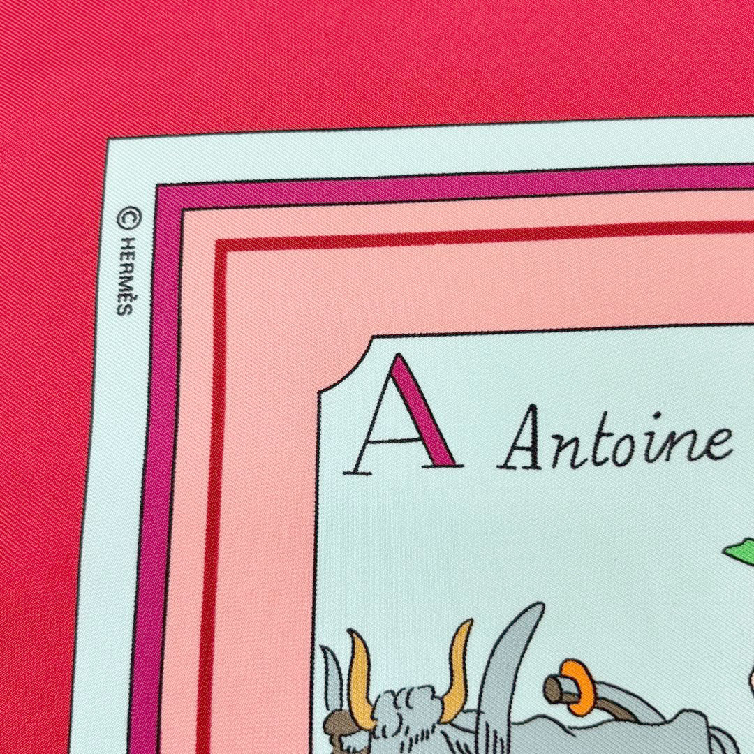 HERMES エルメス スカーフ カレ90 『L'ALPHABET DES METIERS(仕事のいろは)』 シルク ライトブルー/ピンク系