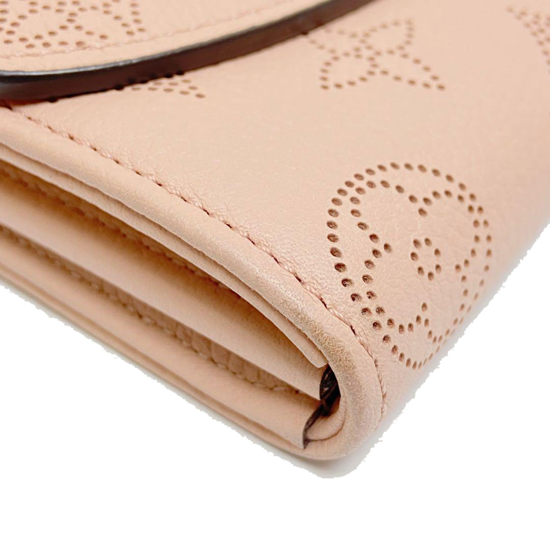 【新品に近い】ルイヴィトン ポルトフォイユ イリス マヒナ 長財布 マグノリア 新品級】ルイヴィトン マヒナ ポルトフォイユ イリス 長財布