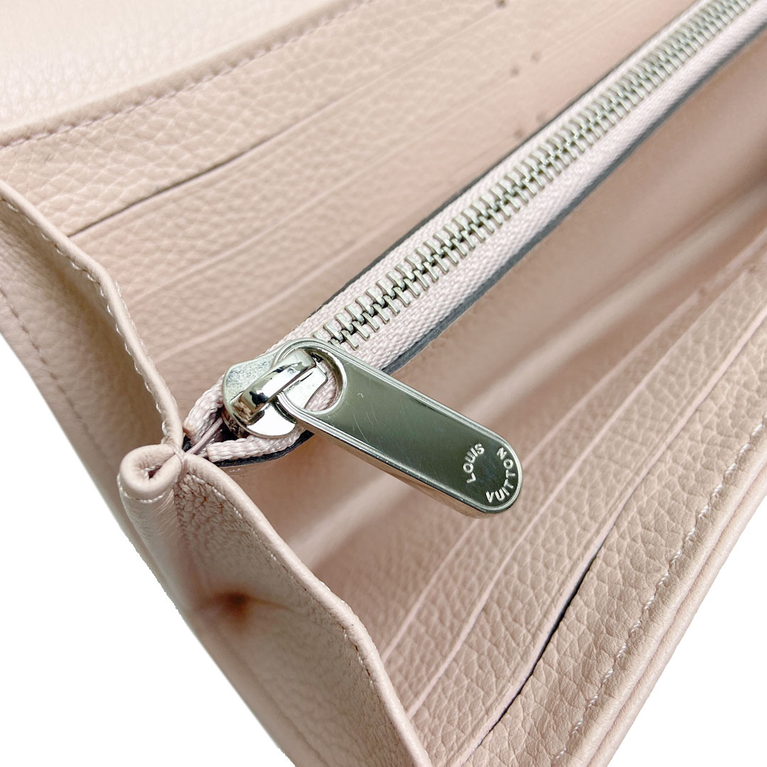 LOUIS VUITTON ルイヴィトン 二つ折り長財布 ポルトフォイユ・イリス マヒナ・レザー マグノリア(ピンク系) M60145