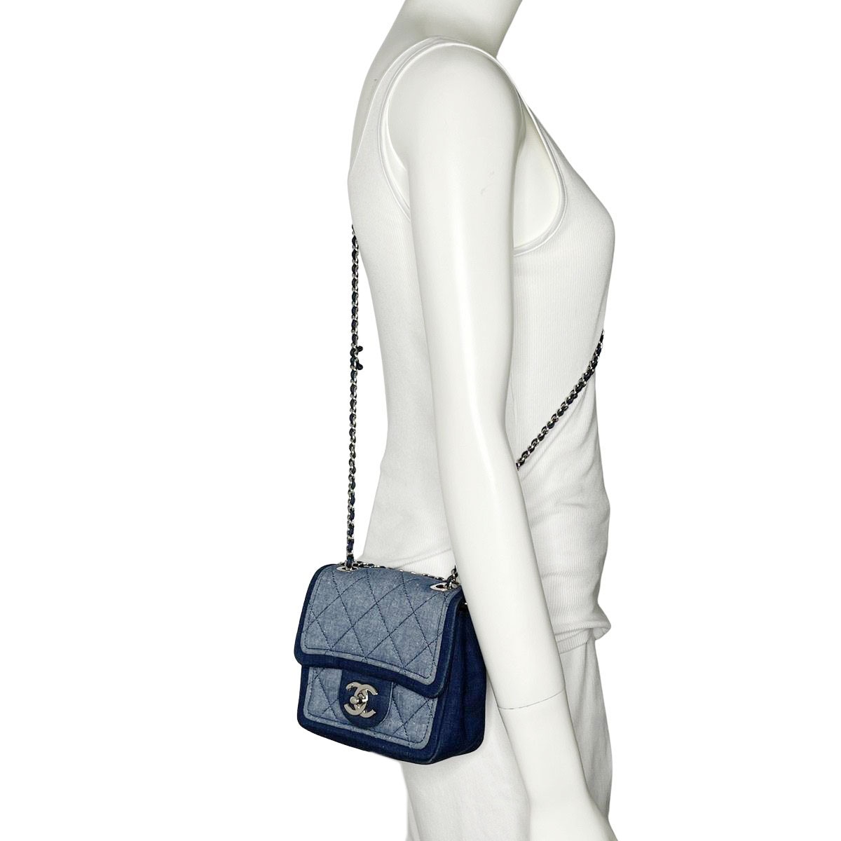人気モデル✨CHANEL ミニマトラッセ　チェーンショルダー　バイカラー CHANEL シャネル バイカラー ミニマトラッセ チェーンショルダー