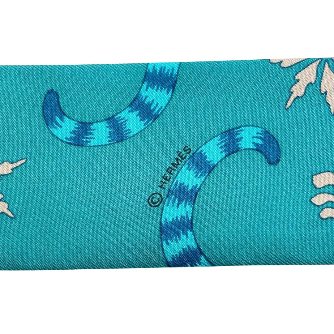 HERMES エルメス スカーフ ツイリー 『LES LEOPARDS(レオパード