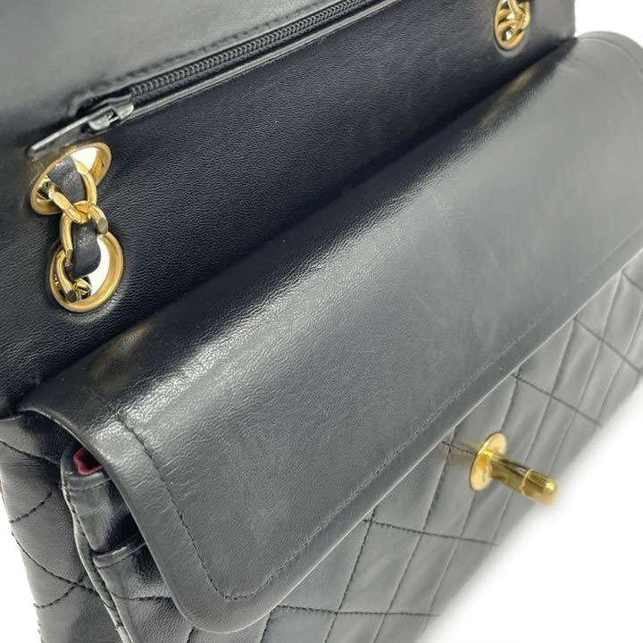 CHANEL シャネル マトラッセ23 チェーンショルダーバッグ ラムスキン ブラック ゴールド金具 1番台