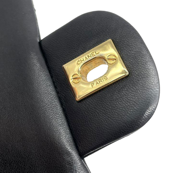 CHANEL シャネル マトラッセ23 チェーンショルダーバッグ ラムスキン ブラック ゴールド金具 1番台