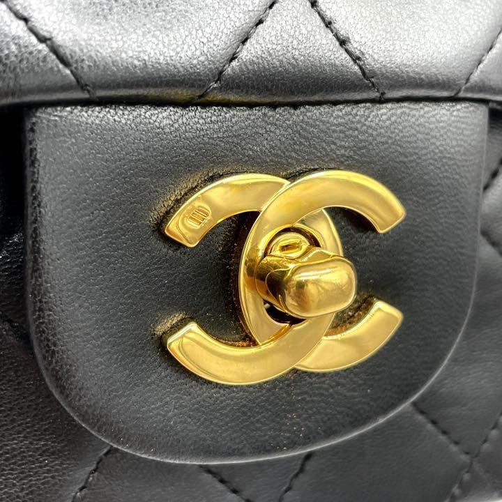 CHANEL シャネル マトラッセ23 チェーンショルダーバッグ ラムスキン ブラック ゴールド金具 1番台