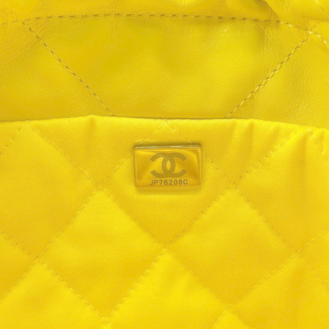 CHANEL シャネル CHANEL22 ミニ ハンドバッグ ショルダーバッグ シャイニーカーフスキン ライム/マットゴールド金具 AS3980