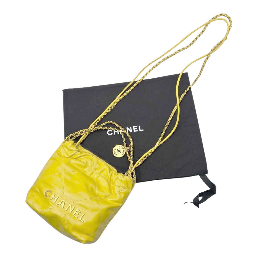 CHANEL シャネル CHANEL22 ミニ ハンドバッグ ショルダーバッグ シャイニーカーフスキン ライム/マットゴールド金具 AS3980