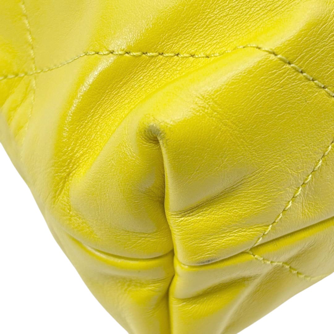 CHANEL シャネル CHANEL22 ミニ ハンドバッグ ショルダーバッグ シャイニーカーフスキン ライム/マットゴールド金具 AS3980