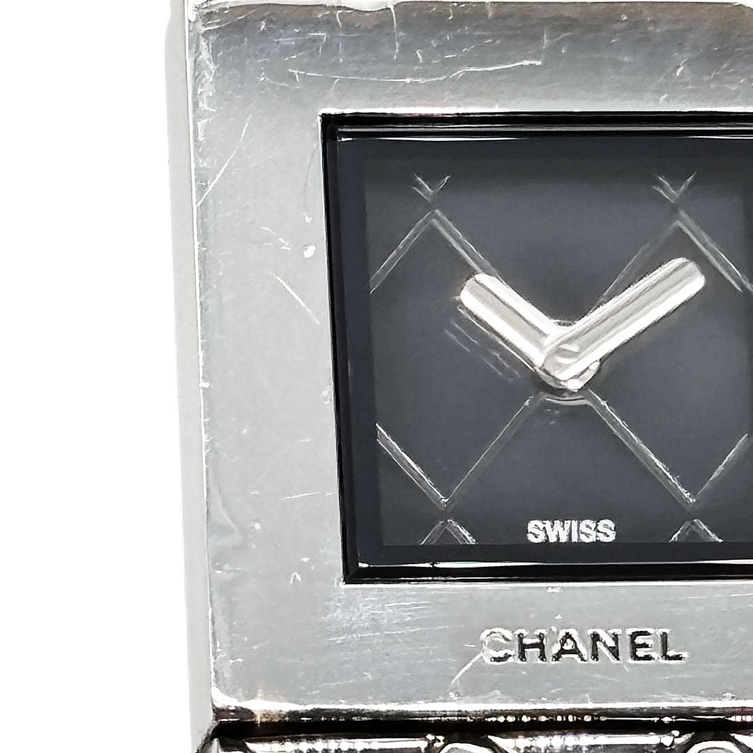 CHANEL シャネル レディース腕時計 マトラッセ QZ シルバー 黒文字盤