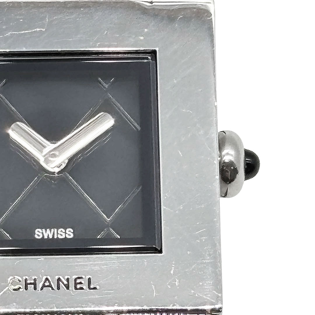 CHANEL シャネル レディース腕時計 マトラッセ QZ シルバー 黒文字盤 H0009