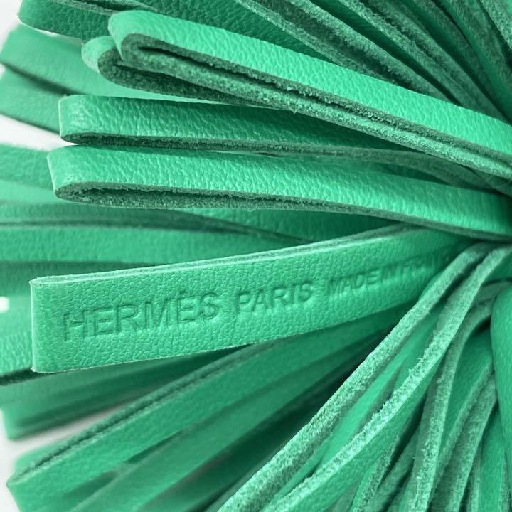 HERMES エルメス カルメン キーホルダー キーリング バッグチャーム AGNEAU(子羊革) ラムスキン ミント(グリーン系)