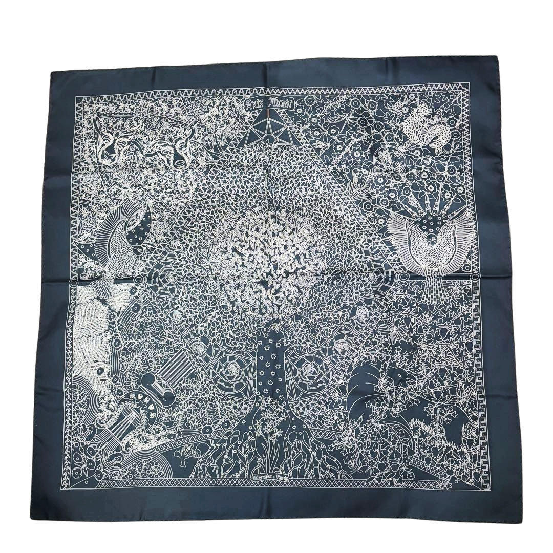 美品 HERMES エルメス カレ90 スカーフAxis Mundi 箱付き HERMES 新古品 エルメス カレ90 Axis Mundi 世界の中心軸 大判