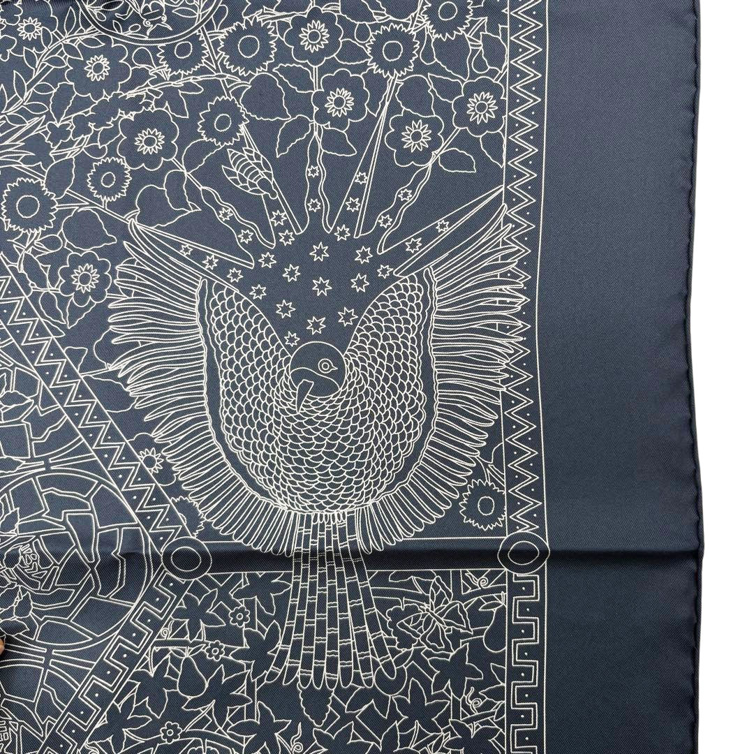 HERMES エルメス スカーフ カレ90 『AXIS MUNDI(世界の中心軸