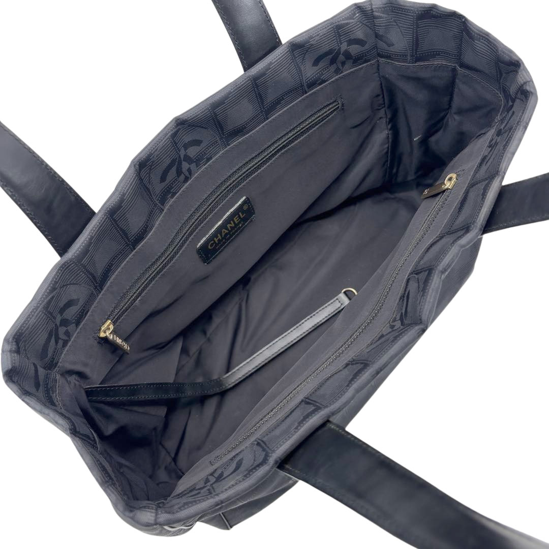 CHANEL シャネル トートバッグ ニュートラベルラインPM ナイロンキャンバス ブラック 8番台