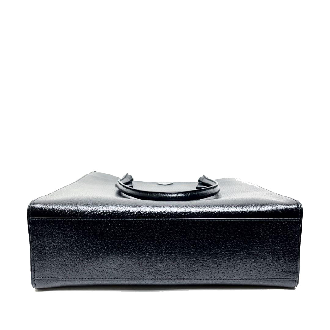 PRADA プラダ トートバッグ レザー ブラック シルバー金具