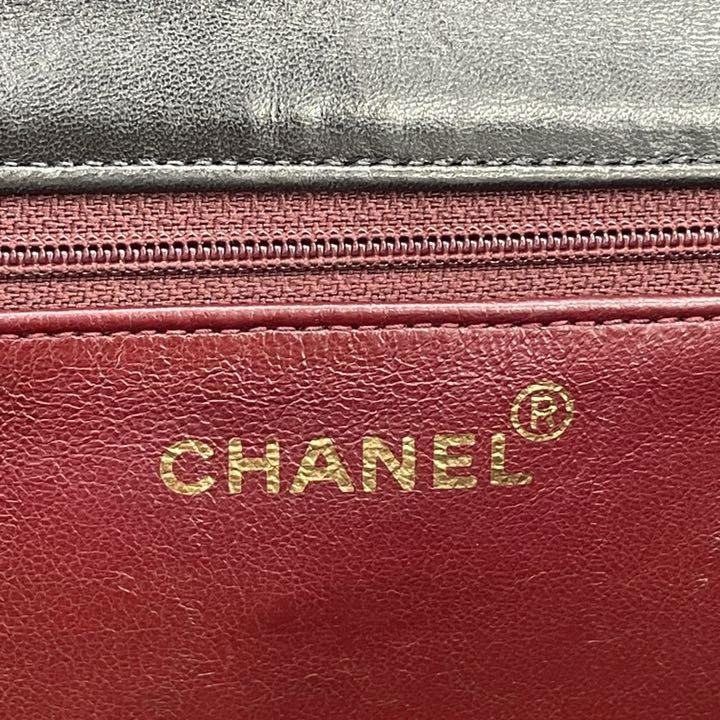 CHANEL シャネル マトラッセ シングルチェーンショルダーバッグ プッシュロック ココマーク ラムスキン ブラック ゴールド金具 2番台
