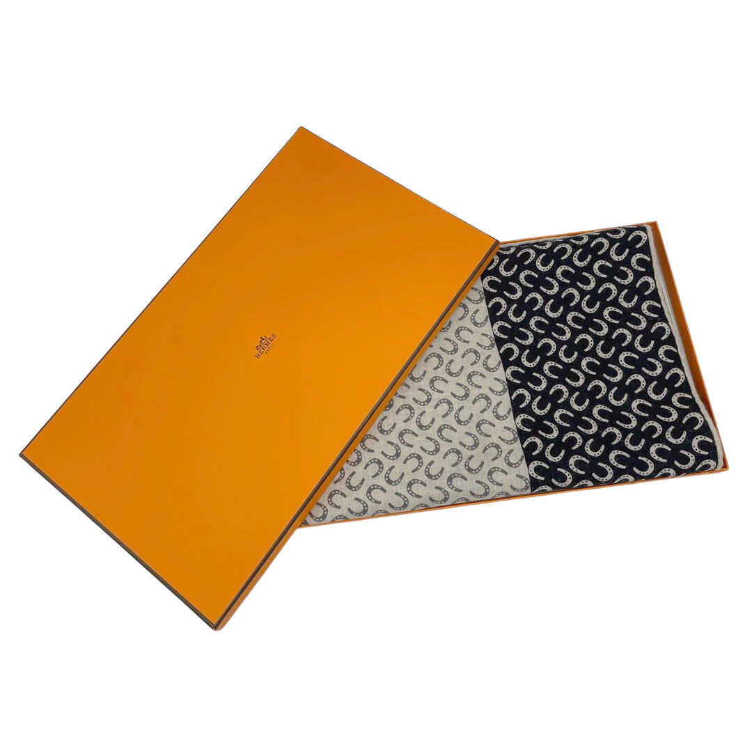 HERMES エルメス ショール ストール カレ140 『A Cheval sur mon