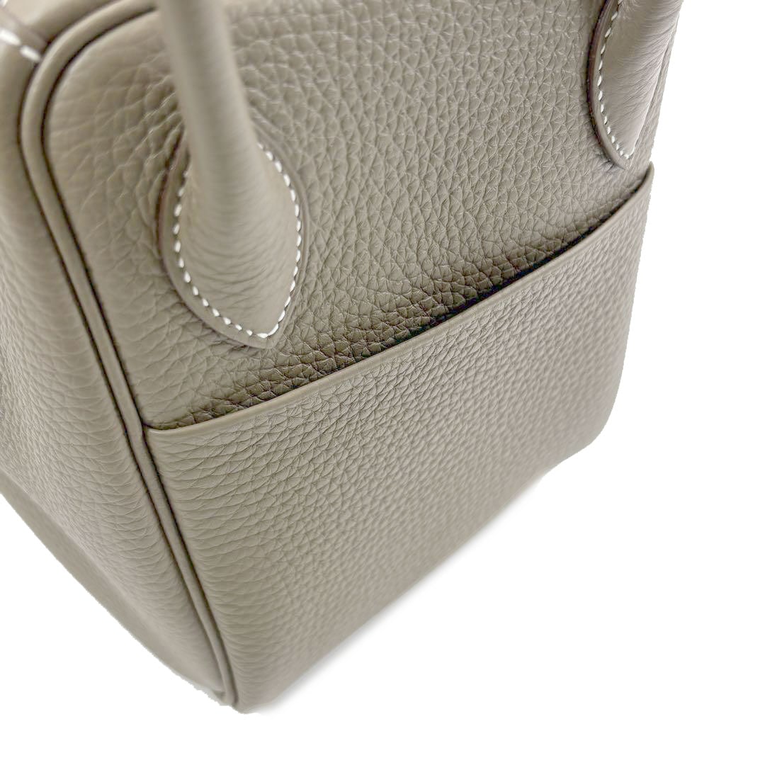 HERMES エルメス ショルダーバッグ リンディ26 トリヨンクレマンス エトゥープ シルバー金具 B刻印