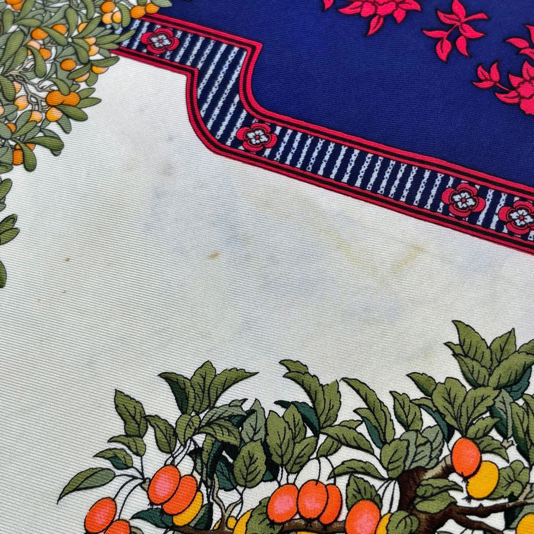 HERMES エルメス スカーフ カレ90 『BONSAI(盆栽、美しき時)』 シルク
