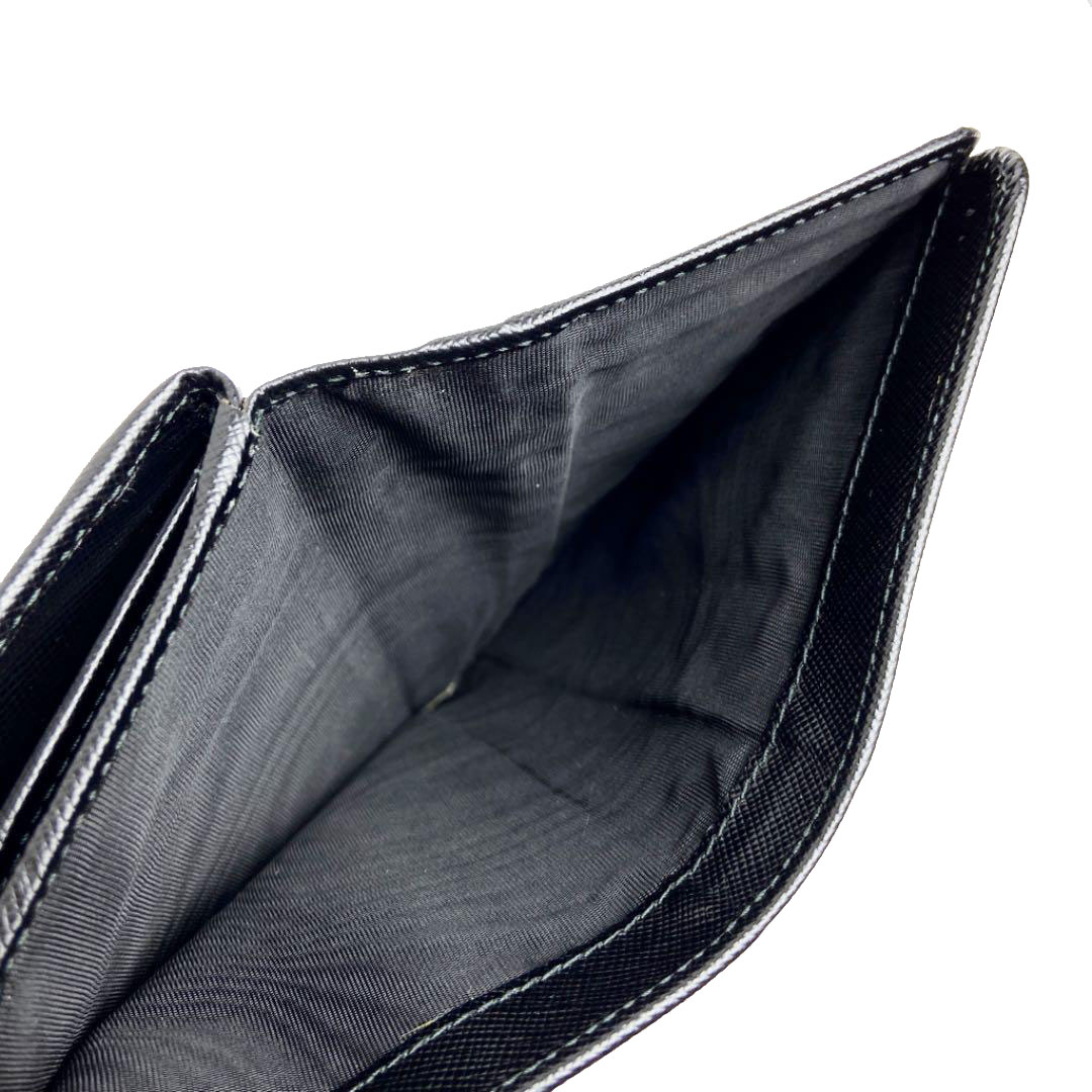 PRADA プラダ サフィアーノレザー 二つ折り財布 ブラック ゴールド金具