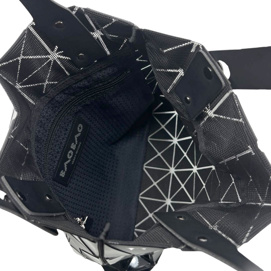 ISSEY MIYAKE BAOBAO イッセイミヤケ バオバオ プリズム ベーシック トートバッグ 7ｘ7 ブラック BB93-AG047