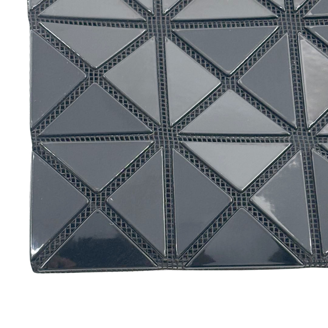 ISSEY MIYAKE BAOBAO イッセイミヤケ バオバオ プリズム ベーシック トートバッグ 7ｘ7 ブラック BB93-AG047