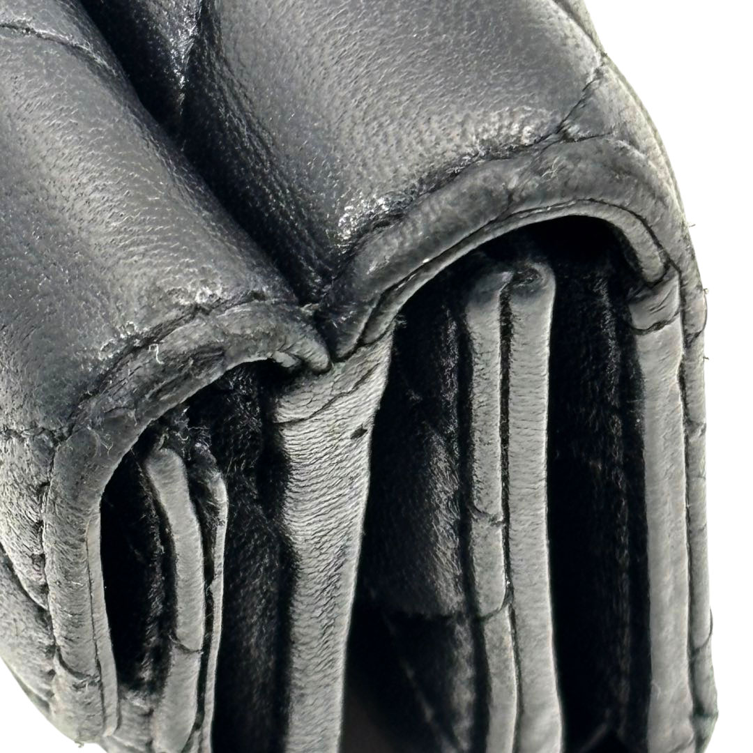 CHANEL シャネル 三つ折り財布 クラシック スモールフラップ