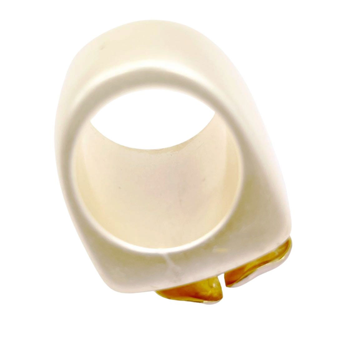 CHANEL シャネル リング 指輪 カメリア ココマーク プラスチック ゴールド 約13号