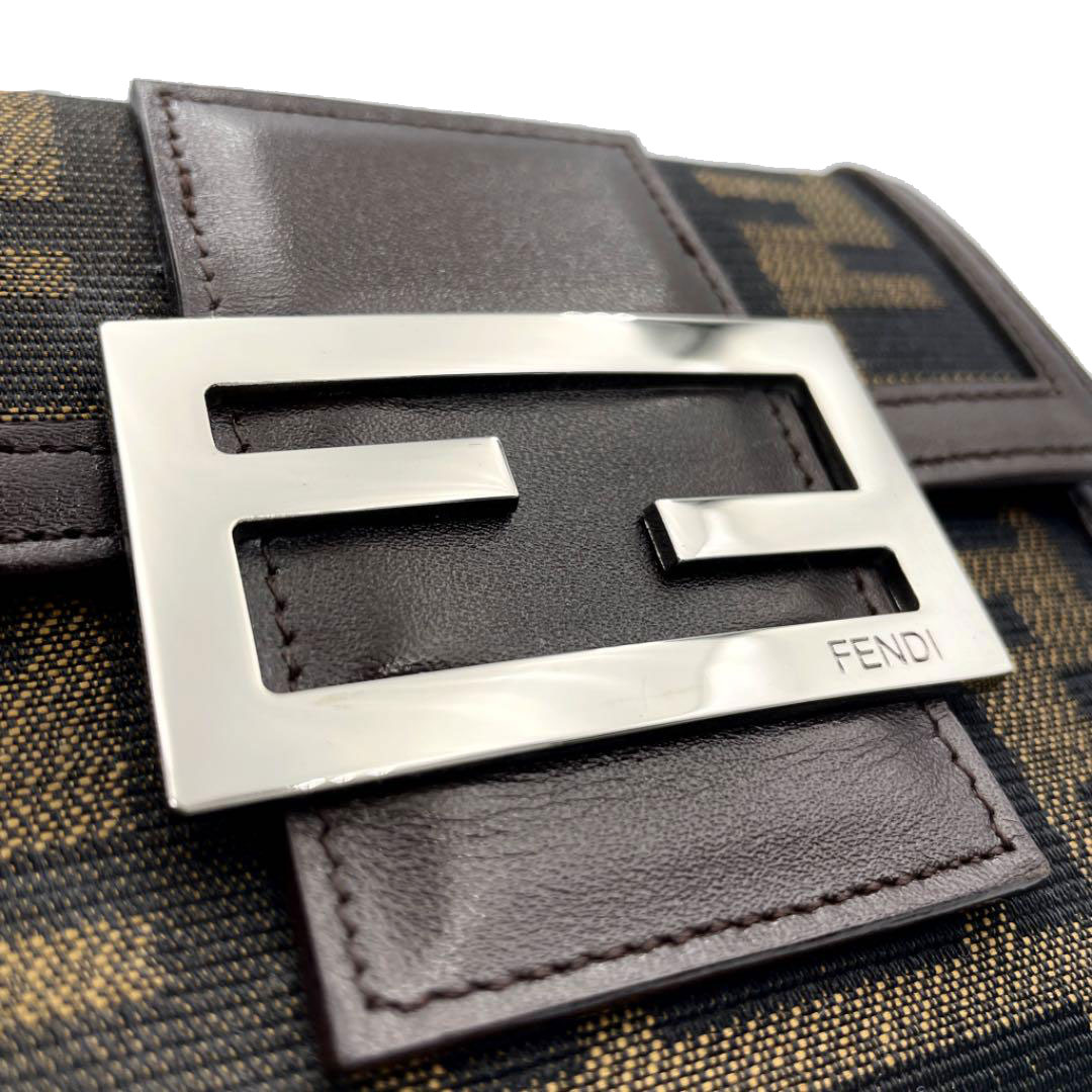 FENDI フェンディ ズッカ Wホック 三つ折り財布 キャンバス レザー ブラウン系