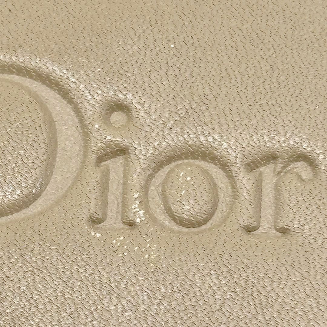 Christian Dior クリスチャンディオール キーホルダー バッグチャーム ハートモチーフ タッセル レザー グレージュ系