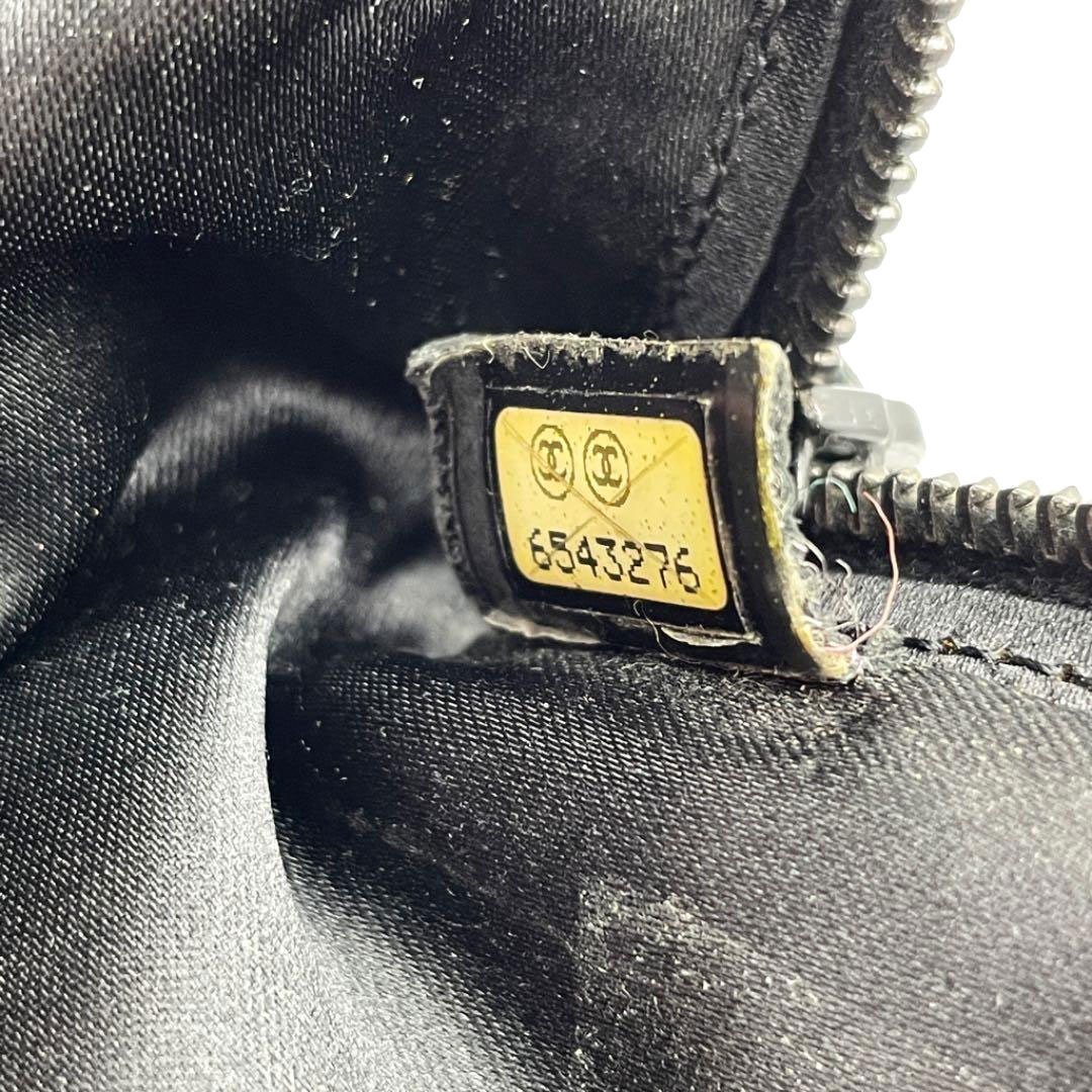 CHANEL シャネル ミニポーチ ニュートラベルライン ナイロン ブラック 6番台