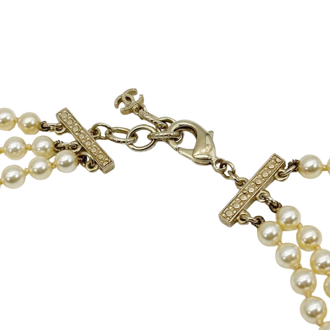 CHANEL シャネル 3連 ロングネックレス ココマーク フェイクパール ゴールド系 A17A