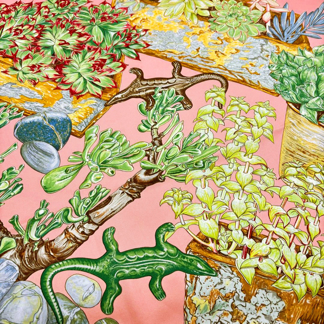 HERMES エルメス スカーフ カレ90 『JARDIN SECRET(秘密の庭)』 シルク