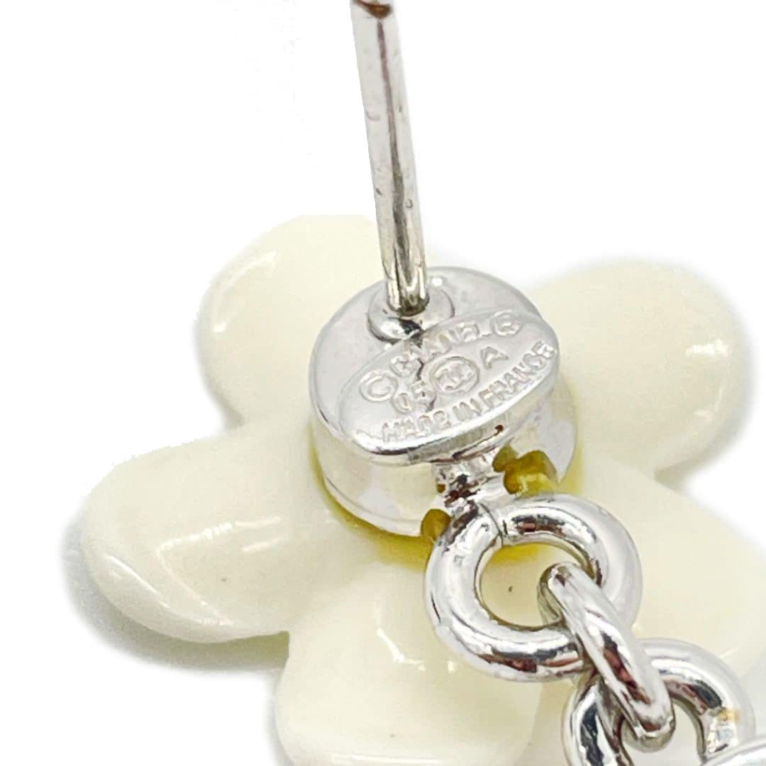 CHANEL シャネル ピアス カメリア ココマーク ホワイト シルバー 05A