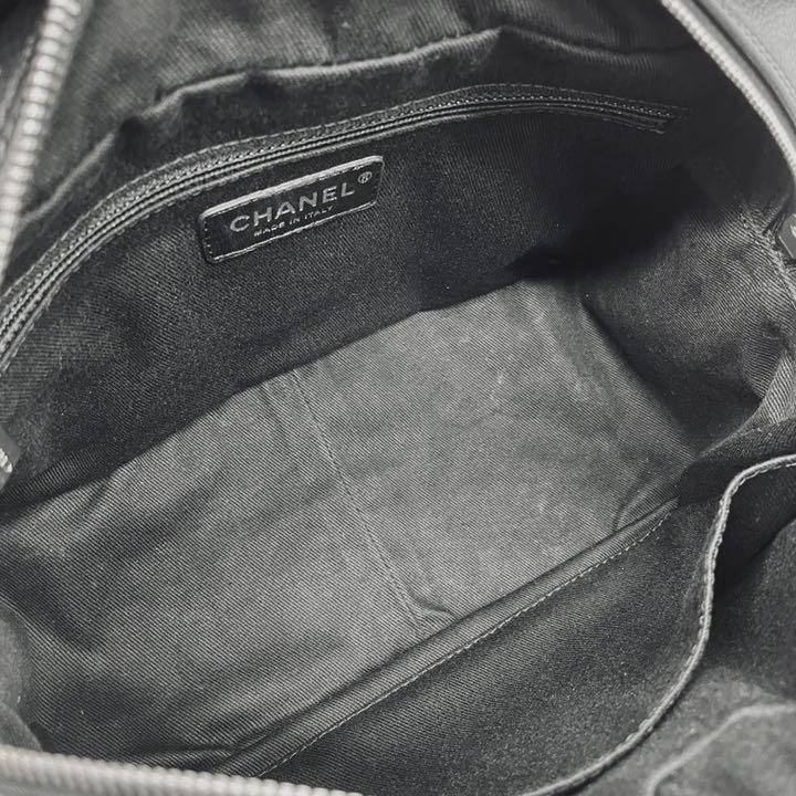 CHANEL シャネル チェーントートバッグ マトラッセ プチタイムレス キャビアスキン ブラック シルバー金具 11番台 A18004