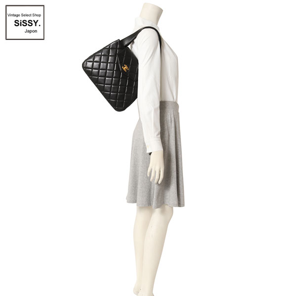 ■シャネル■ マトラッセ ショルダーバッグ ラムスキン ブラック ゴールド金具  【CHANEL】