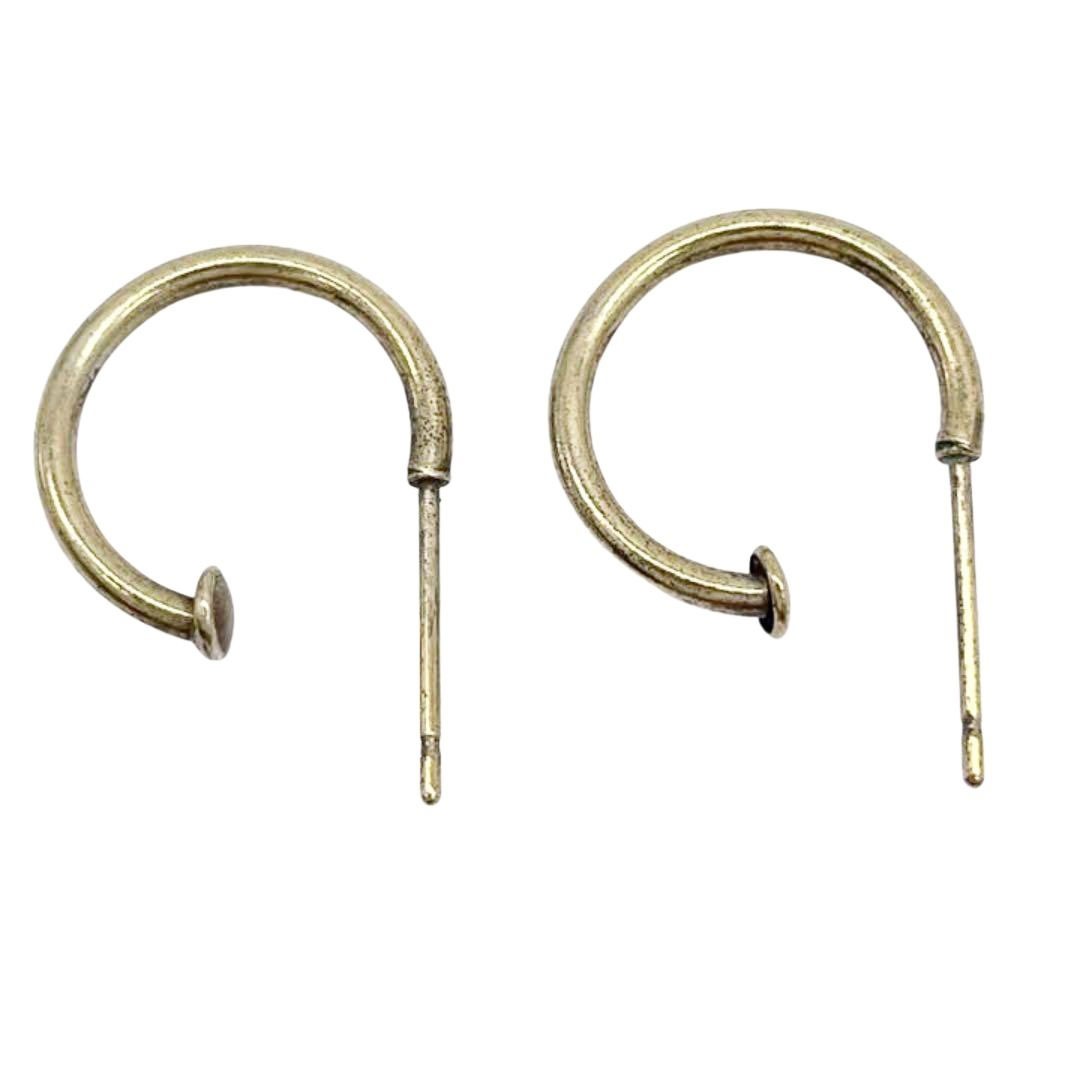 CHANEL シャネル スイングピアス スノーフレーク 雪の結晶 ゴールド ホワイト 01A