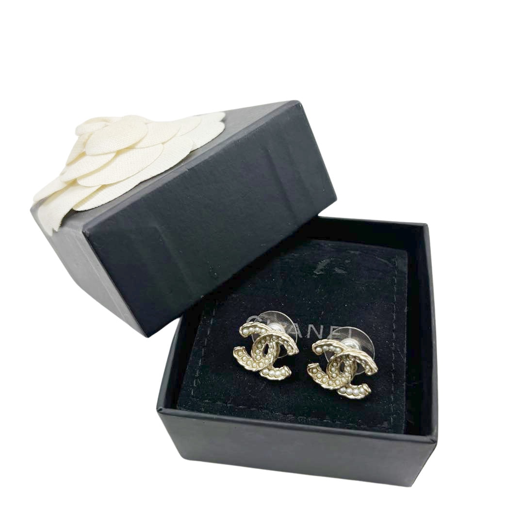 CHANEL シャネル ピアス ココマーク フェイクパール A14B シャンパンゴールド シルバー